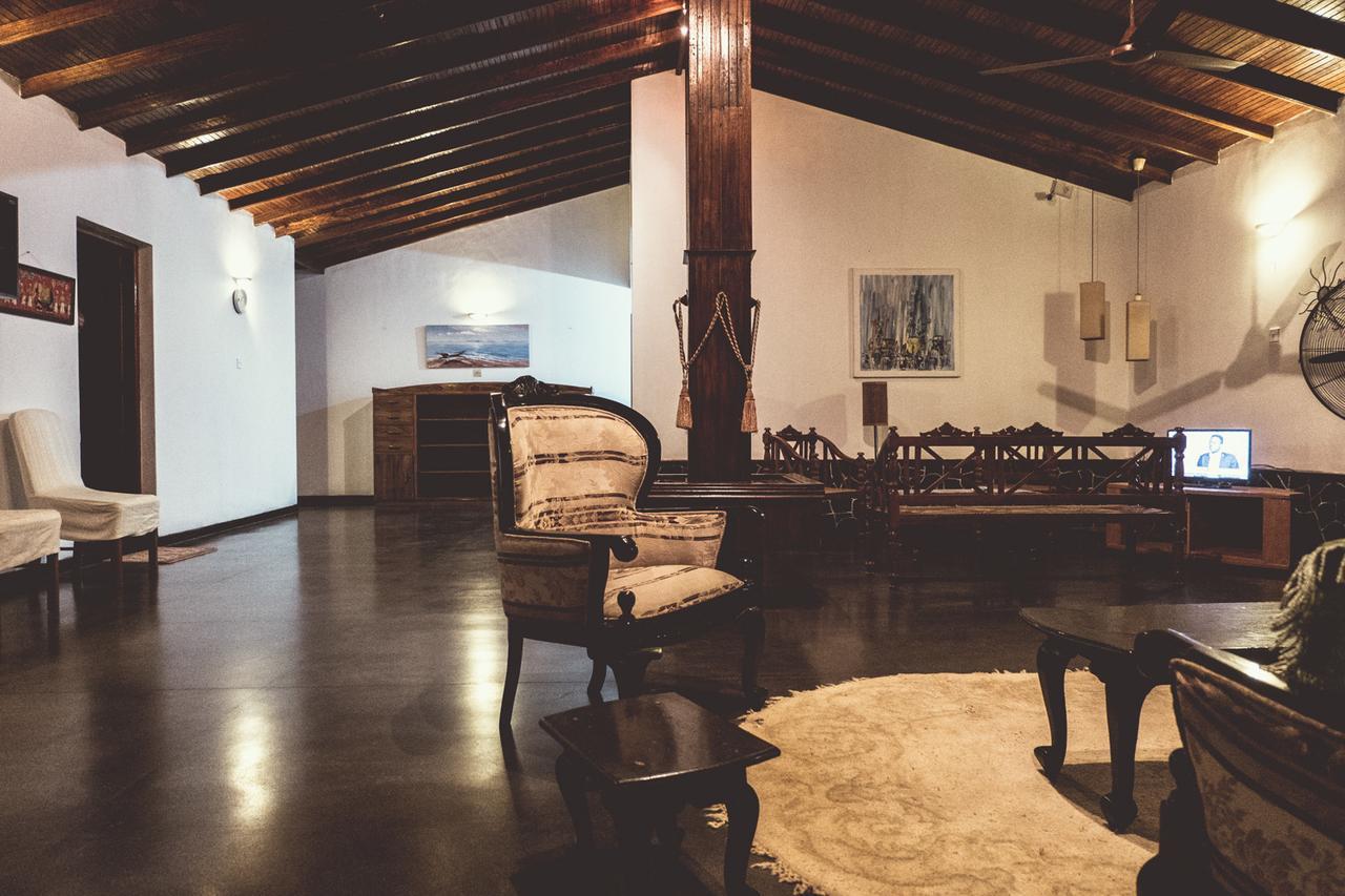 Lbl Colombo Hostel Eksteriør bilde